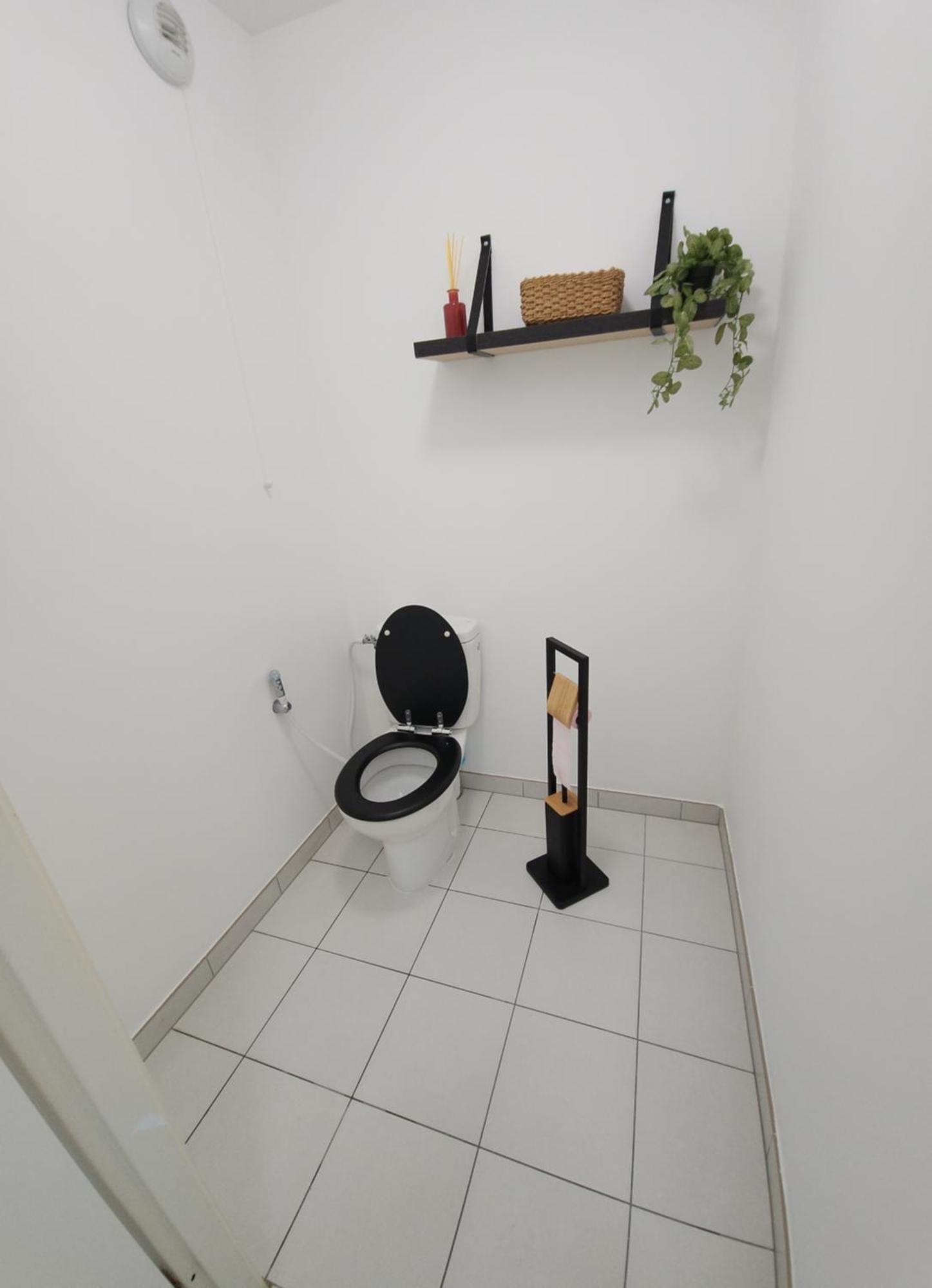 Superbe Appartement ,Proche De Paris, Dans Residence Privee , Ideal Familles, Parking Et Wifi Gratuits! ! ! 圣吉欧梅斯 外观 照片
