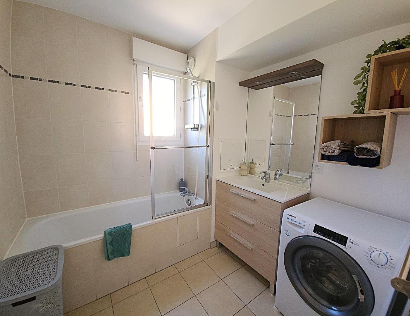 Superbe Appartement ,Proche De Paris, Dans Residence Privee , Ideal Familles, Parking Et Wifi Gratuits! ! ! 圣吉欧梅斯 外观 照片